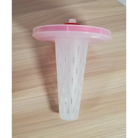 Tupperware Classic Pitcher Red with Infuser Insert One Gallon / 3.8 L - Picture 7 of 7